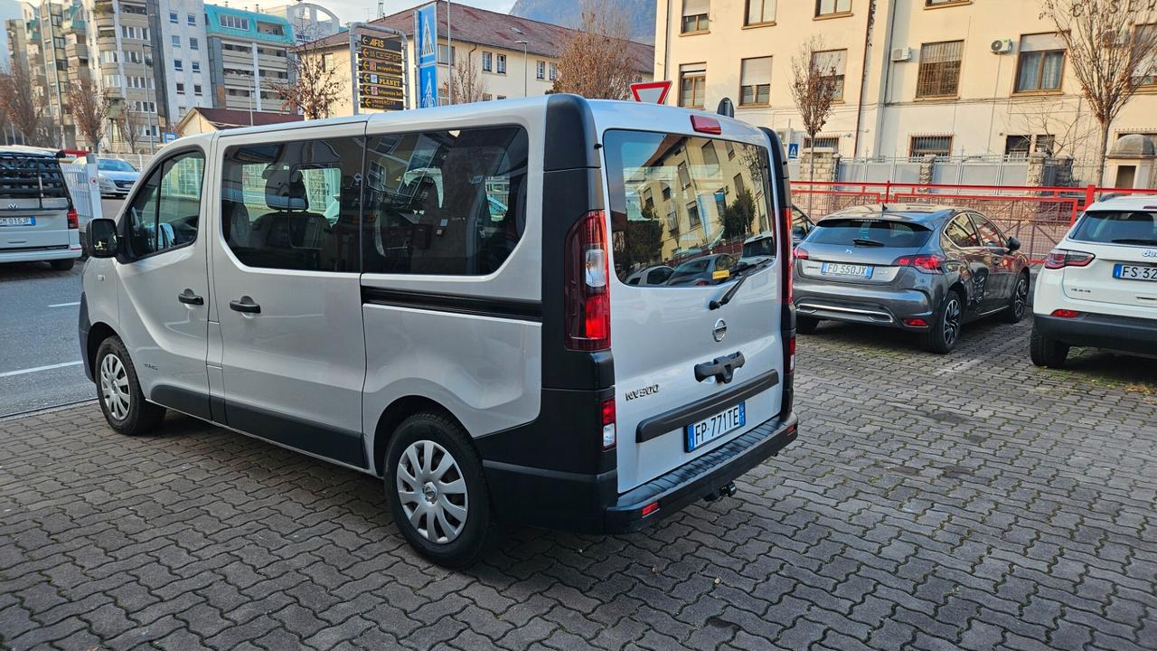 Nissan NV300 1.6 dci 145 CV 9 POSTI - GANCIO TRAINO