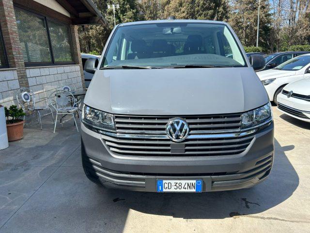 VOLKSWAGEN Caravelle 2.0 TDI 110CV T.Line 9 P.ti