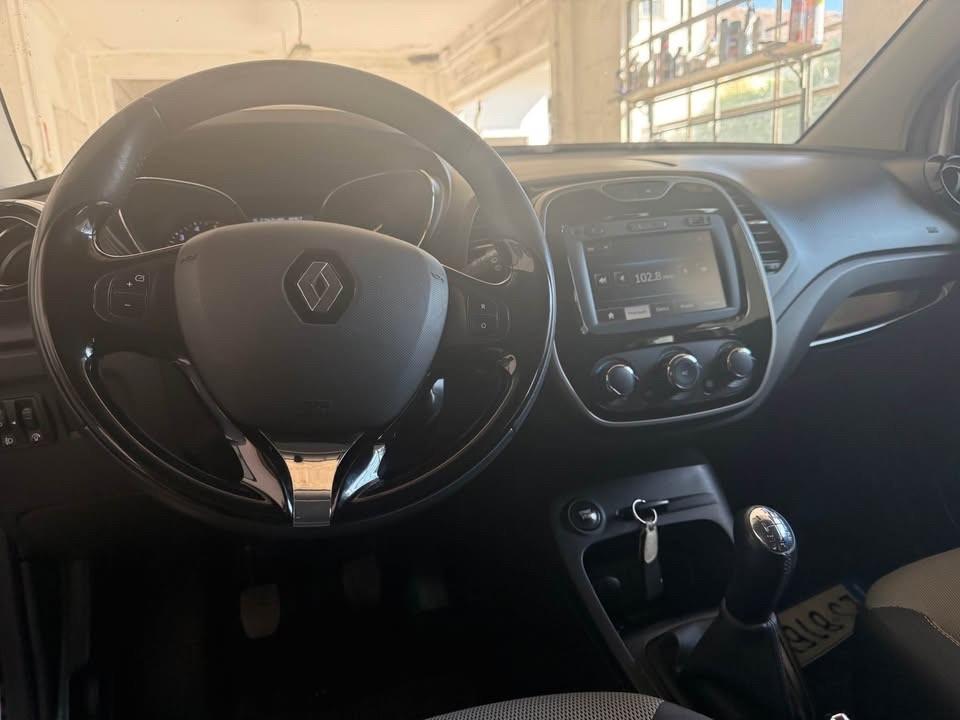 RENAULT CAPTUR 1.5 DIESEL 82 MILA KM DANNI SOLO CARROZZERIA