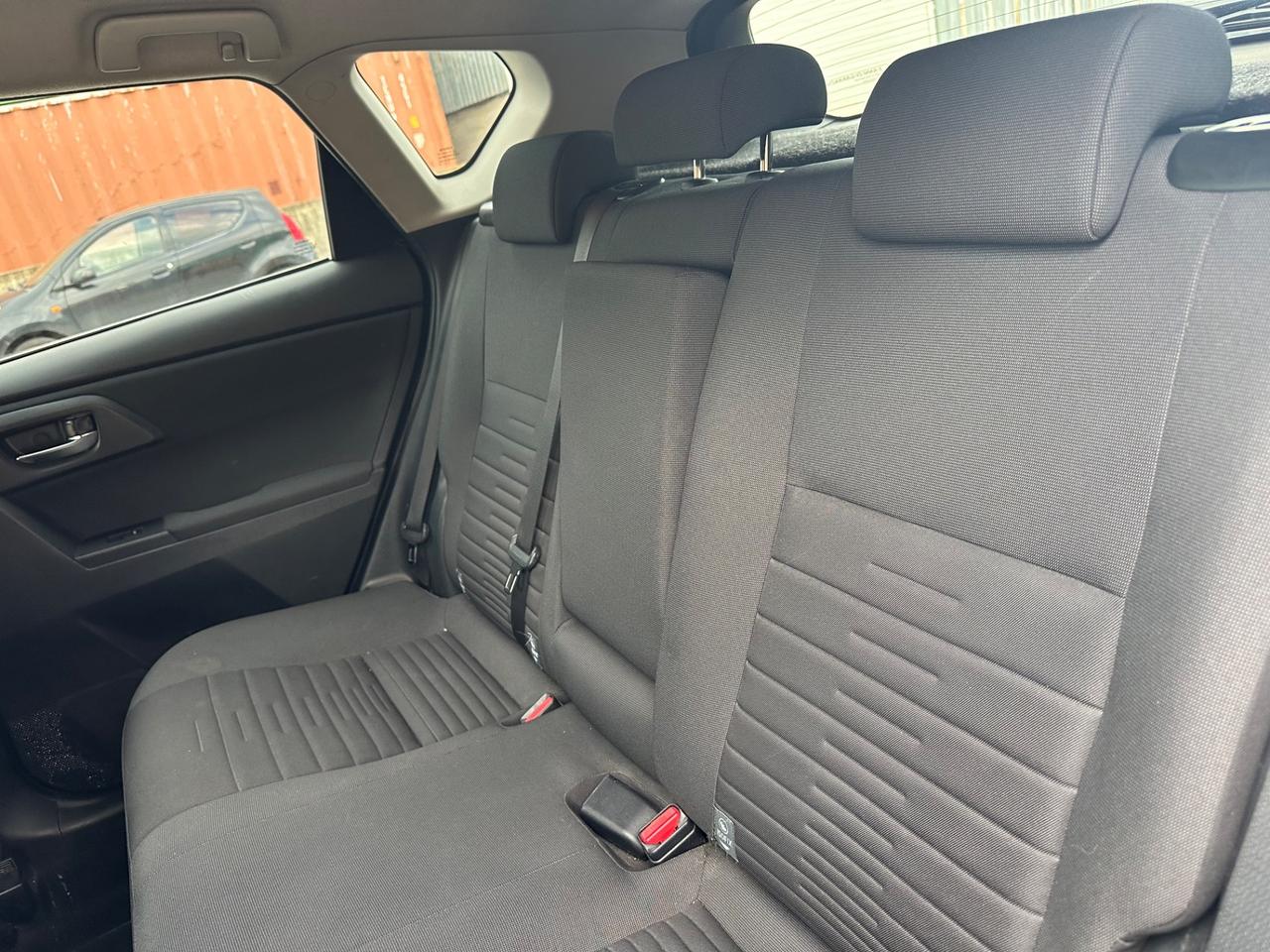 Toyota Auris 1.8 Hybrid Lounge ibrida leggi bene