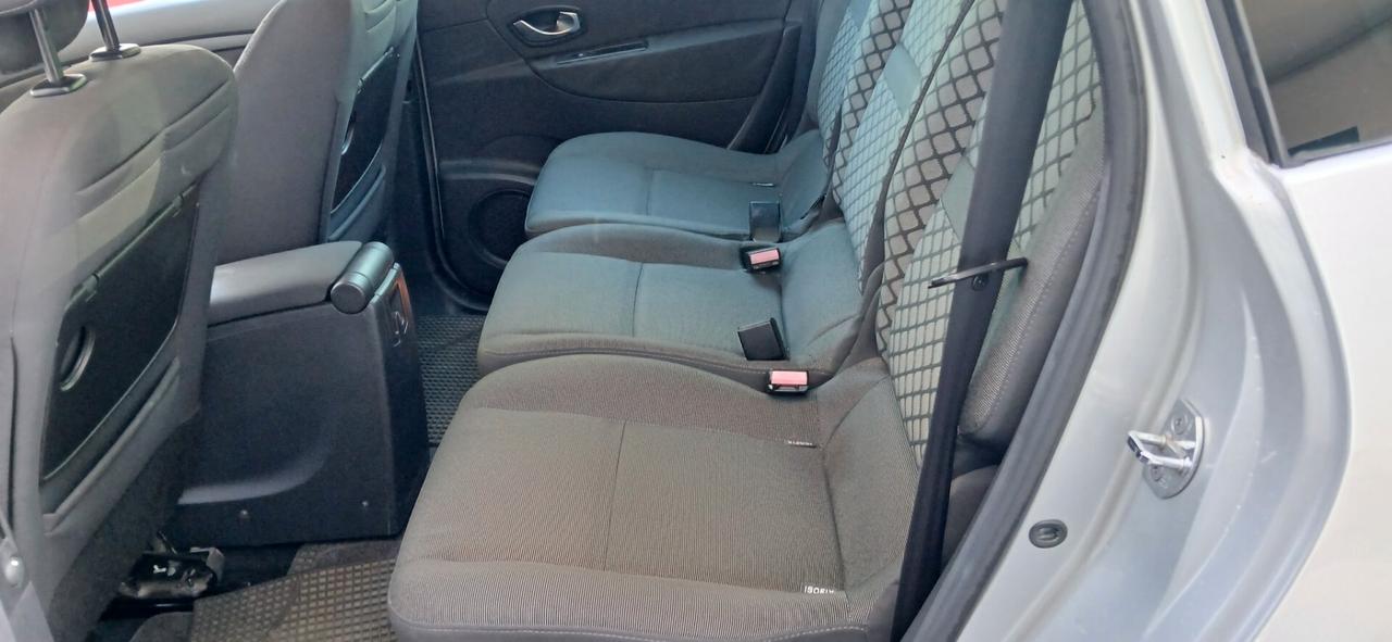 Renault Gran Scenic 7 posti 1.5 dci neopatentati
