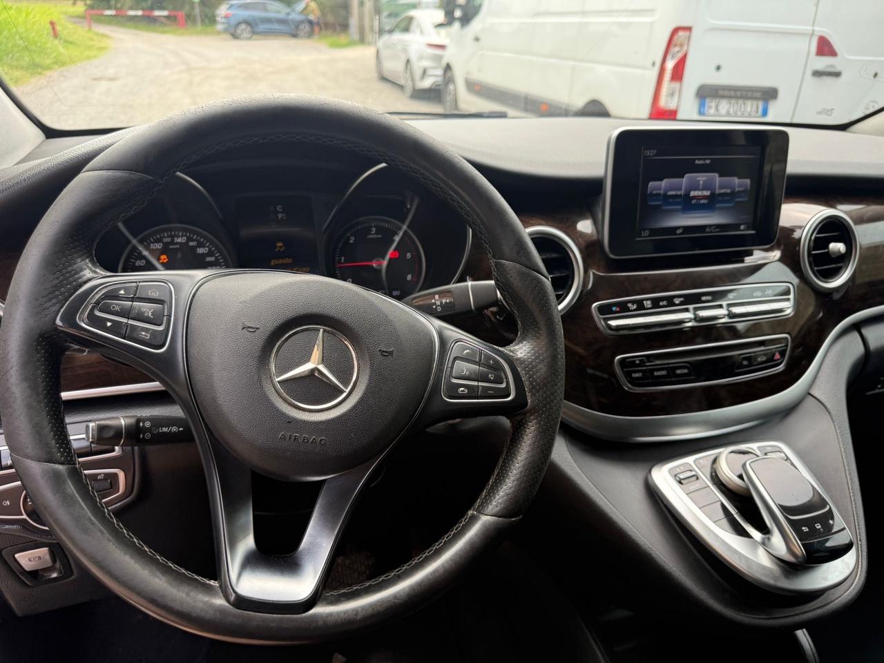 Mercedes-benz V 250 d Automatic Premium Long
