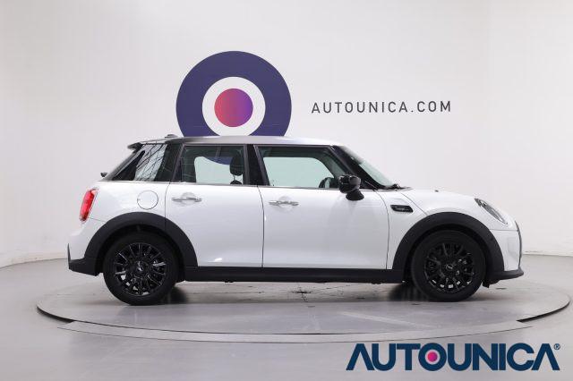 MINI Cooper 1.5 COOPER CAMDEN 5PORTE AUTOMATICA TETTO PANORAMA