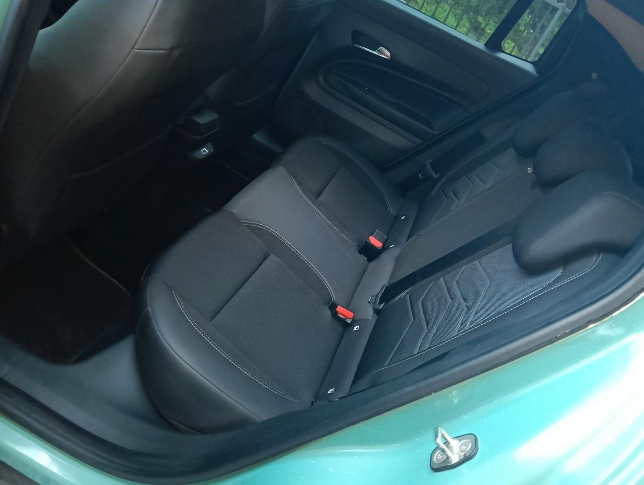 Jeep Avenger 1.2 Turbo 100 CV Summit