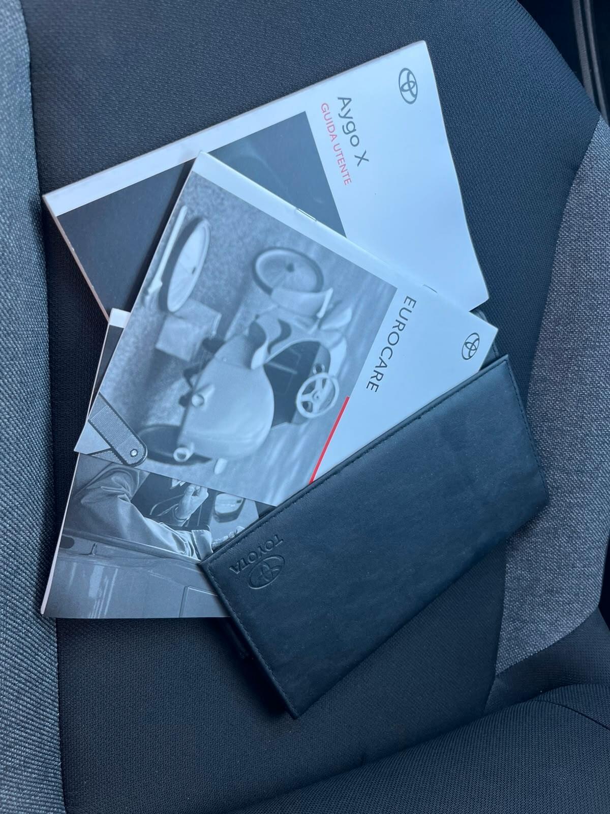 TOYOTA AYGO X UNIPRO' CRONO TAGLIANDI AUTOMATICA *PREZZO VERO*