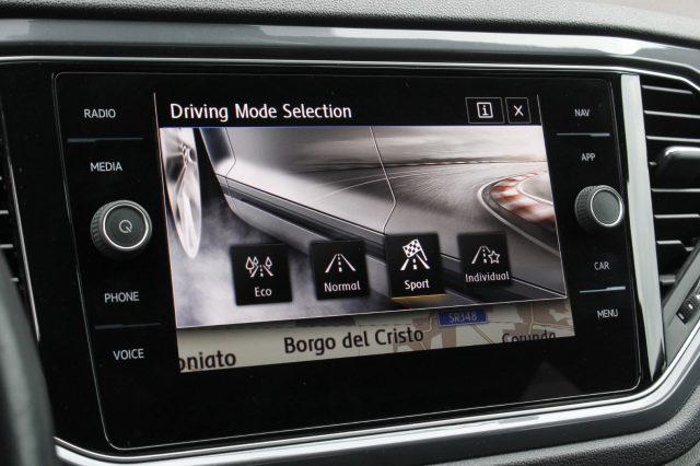 VOLKSWAGEN T-Roc 1.5 TSI ACT DSG R-LINE R LINE