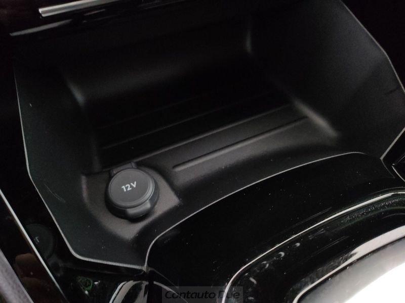 Peugeot 2008 2008 BlueHDi 130 S&S EAT8 GT