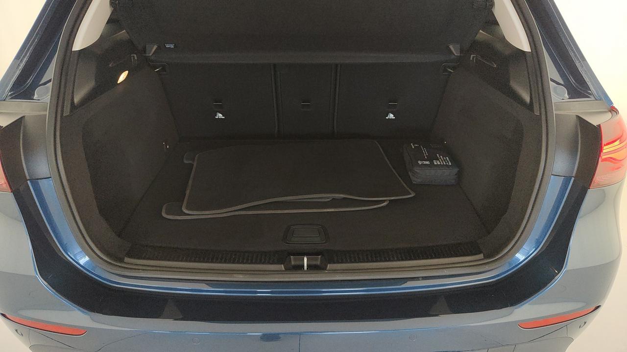 Mercedes-Benz B 180 d Progressive Advanced auto