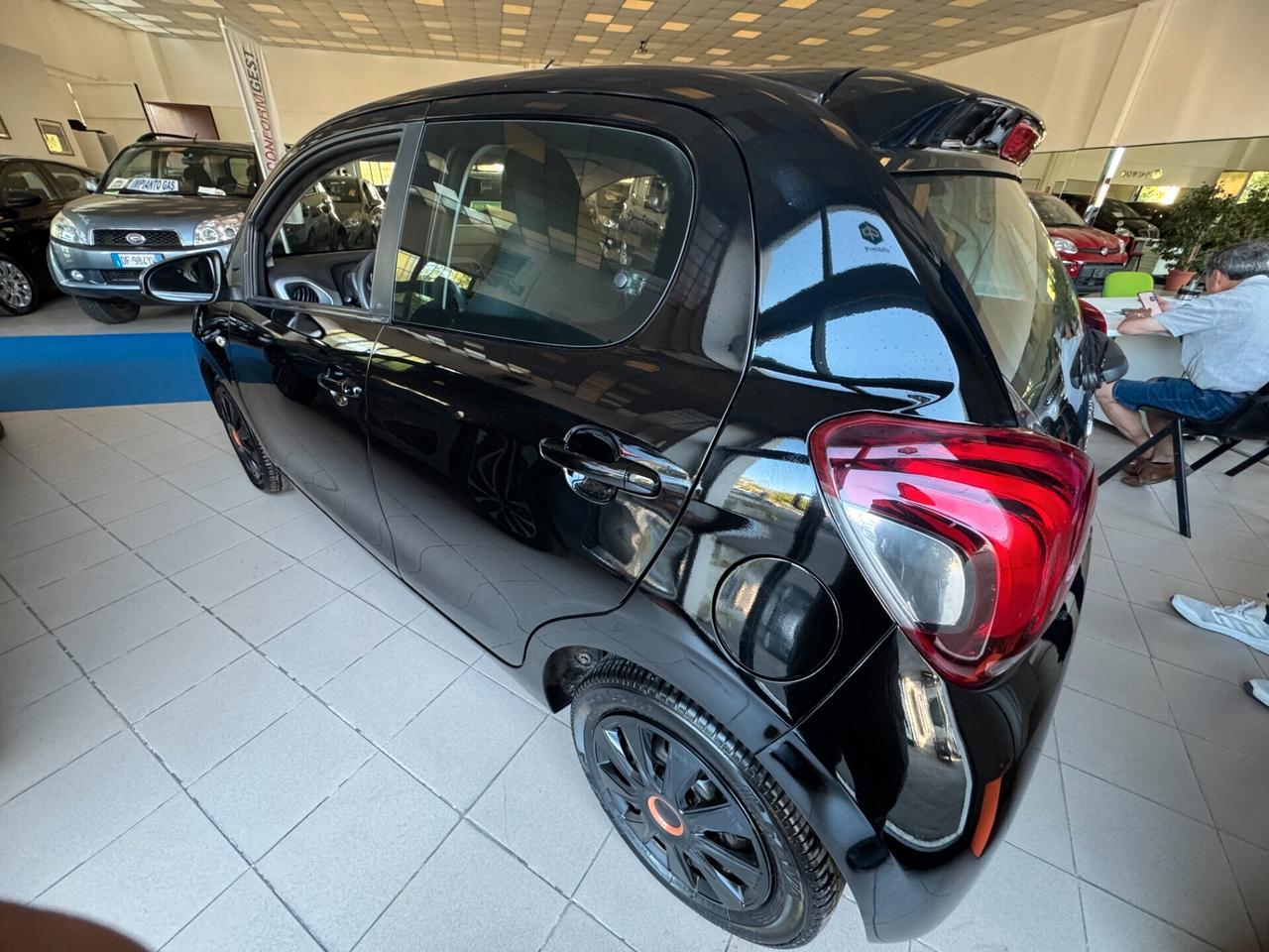 Peugeot 108 VTi 68 5 porte Allure TOP!