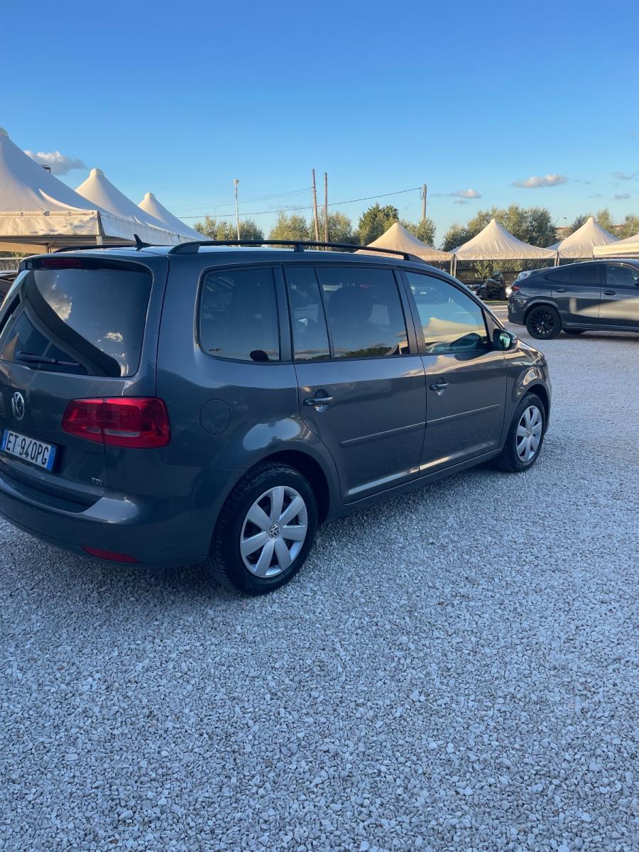 VOLKSWAGEN - Touran - 1.6 TDI DPF Trendline 7 POSTI