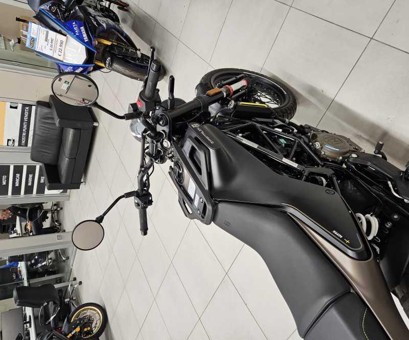 Husqvarna Svartpilen 125 - 2024