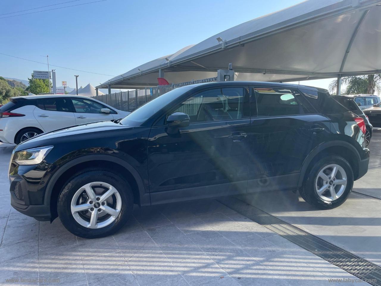 AUDI Q2 30 TDI Business Advanced