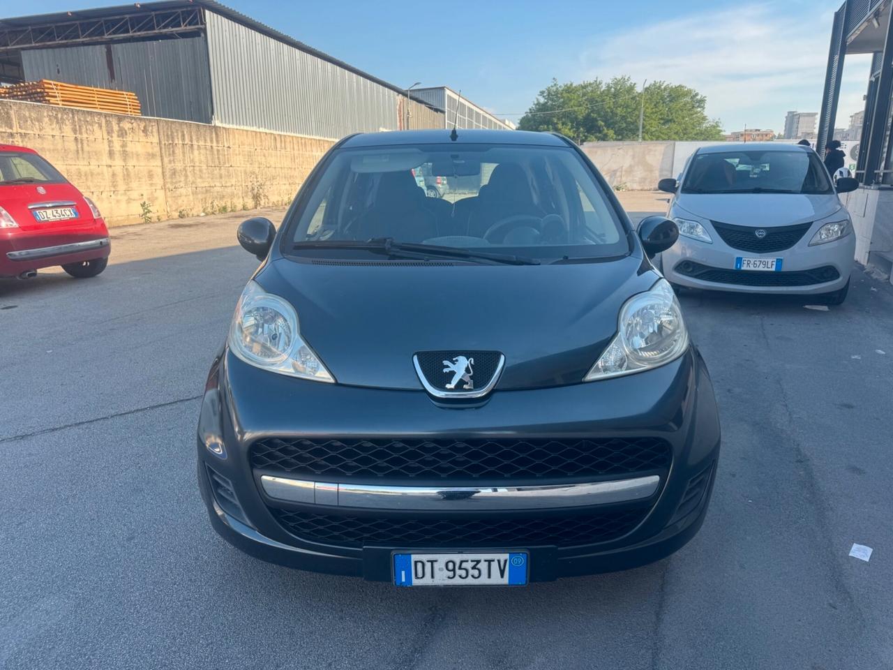 Peugeot 107 1.0 68CV 5p. Sweet Years