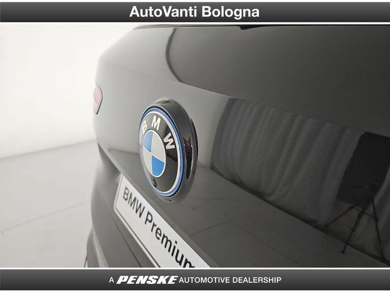 BMW iX xDrive40 Pacchetto Sportivo