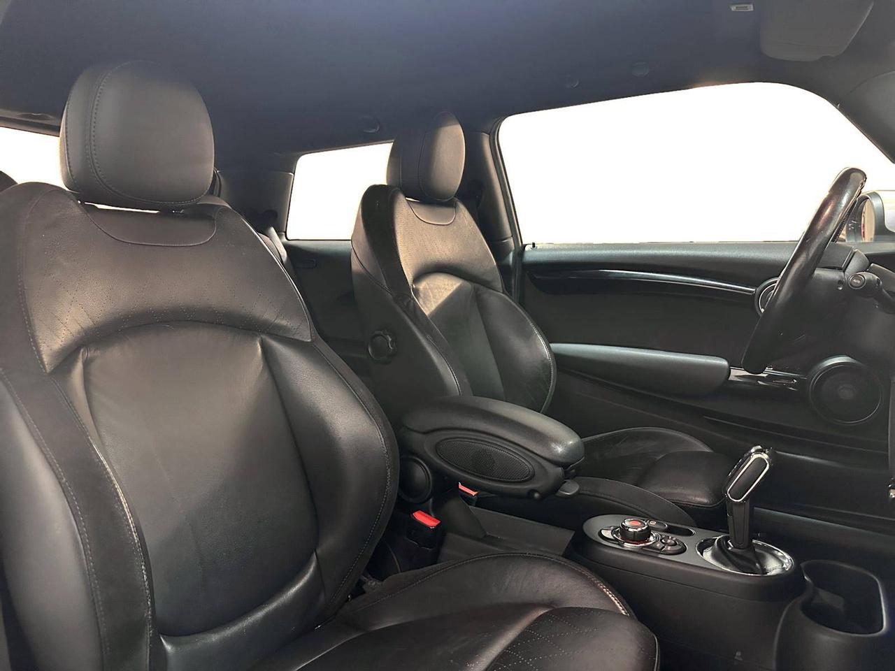 MINI Mini Cooper SE L