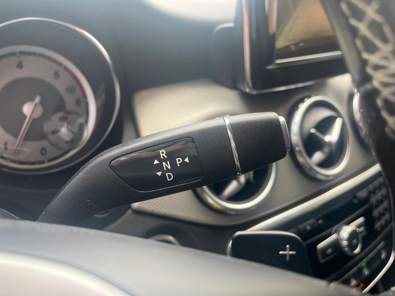 Mercedes-benz GLA 200 d Automatic Sport