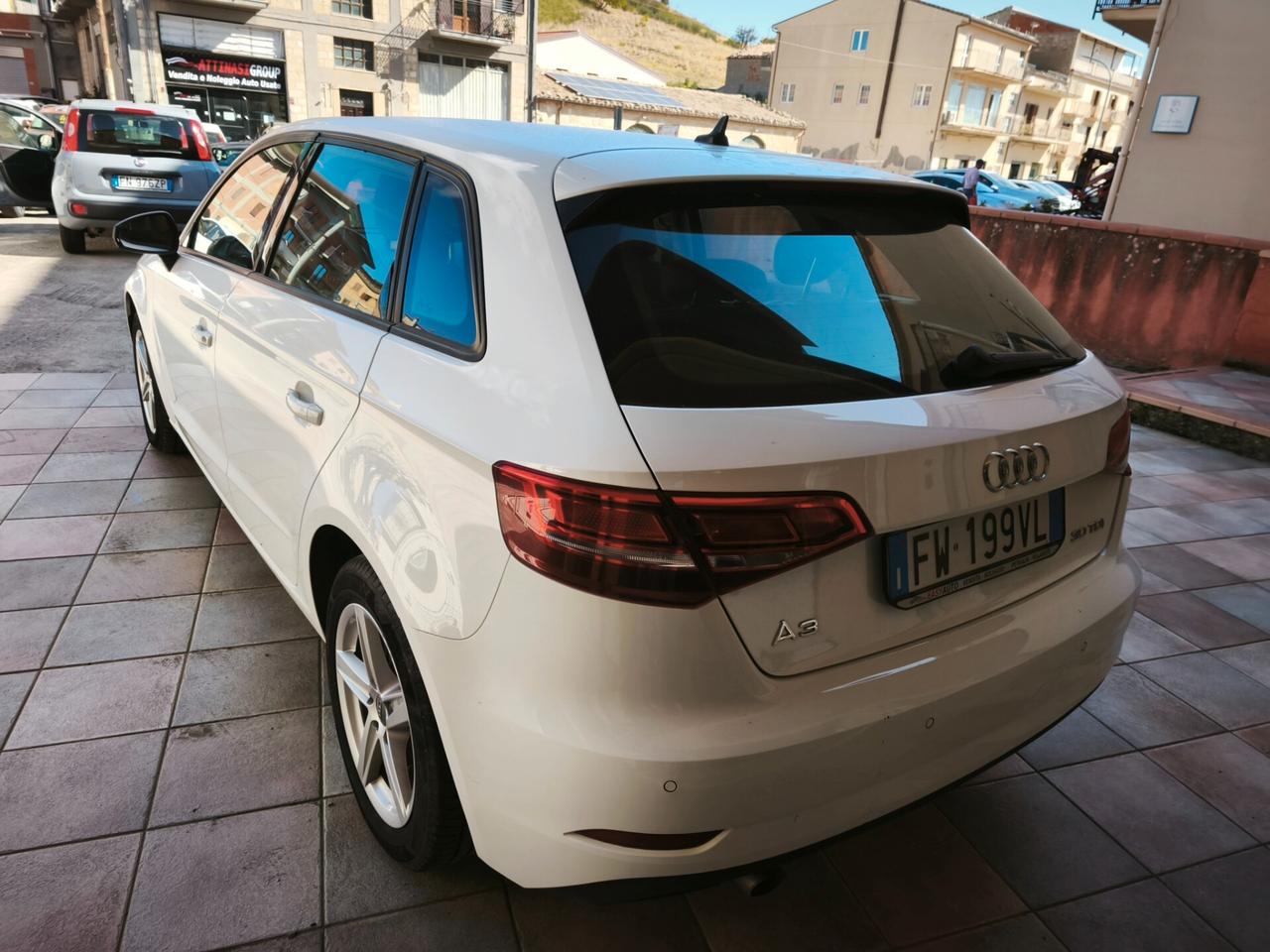 Audi A3 SPB 1.6 TDI 115 CV *Noleggio Vendita senza Finanziamento