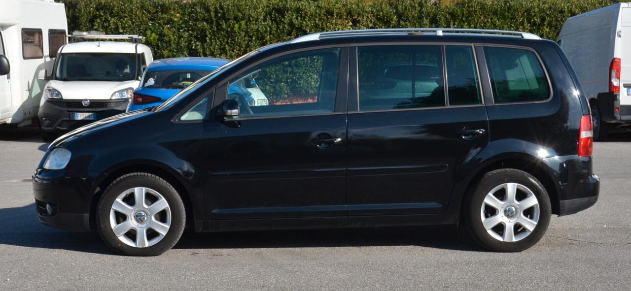 Volkswagen Touran 2.0 TDI 136CV Highline