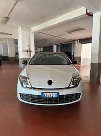 Renault Laguna Coupé 2.0 dCi 175CV Proactive Monaco GP ESM