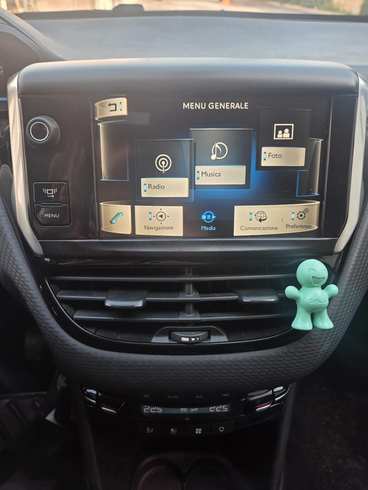 Peugeot 2008 1.6 e-HDi 92 CV Stop&Start Urban Cross