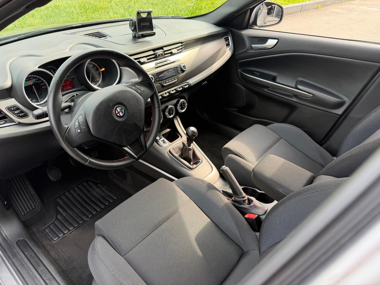 Alfa Romeo Giulietta 1.4 Turbo 105 CV Neopatentati