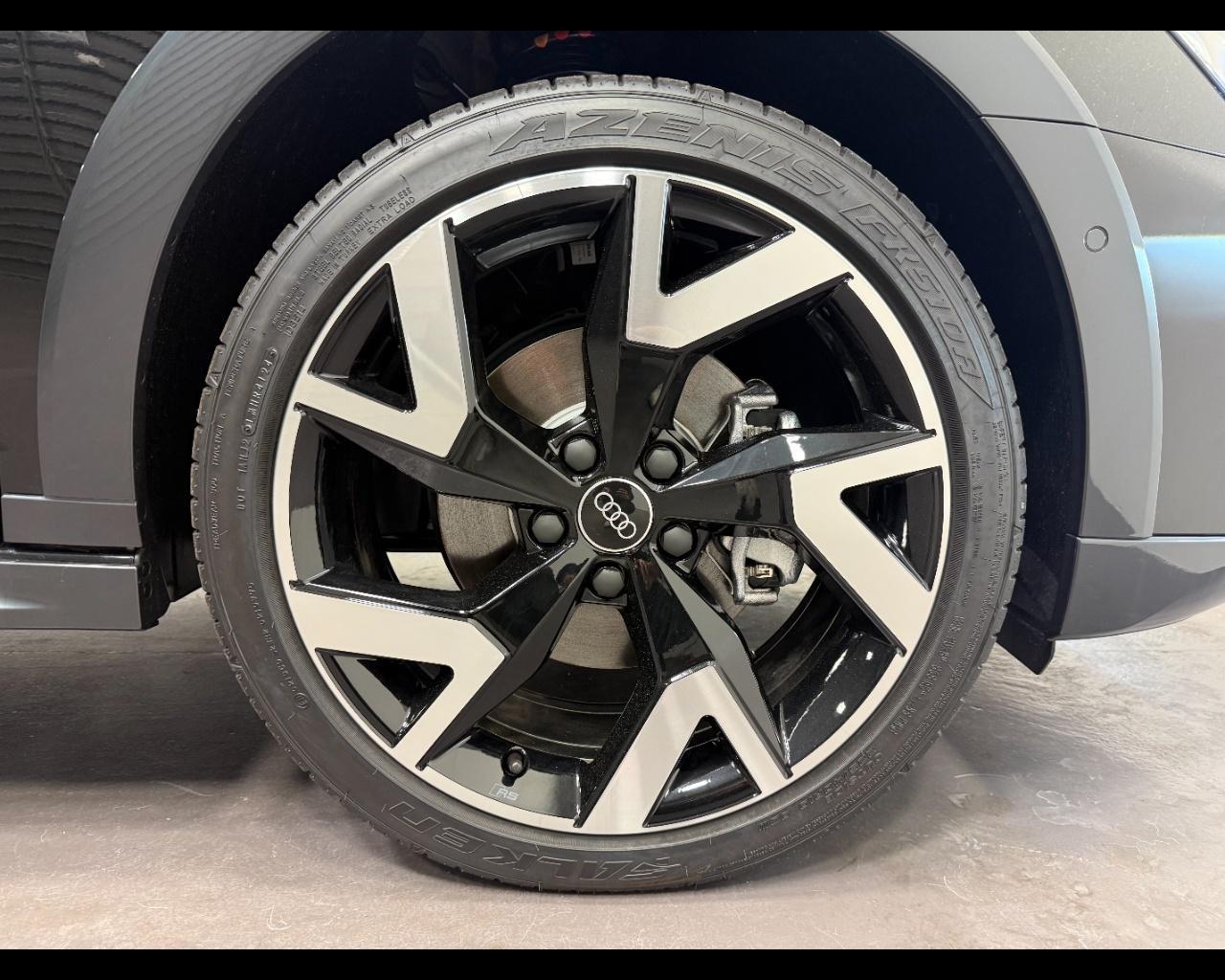 AUDI A3 ALLSTREET 35 TFSI S-TRONIC IDENTITY CONTRAST