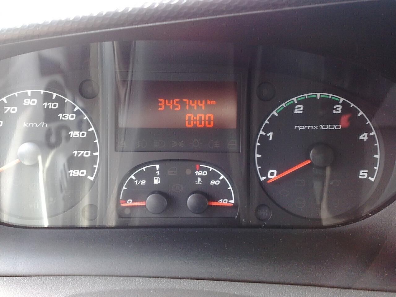 Iveco Daily 35s17 3000cc 170cv Automatico - 2014