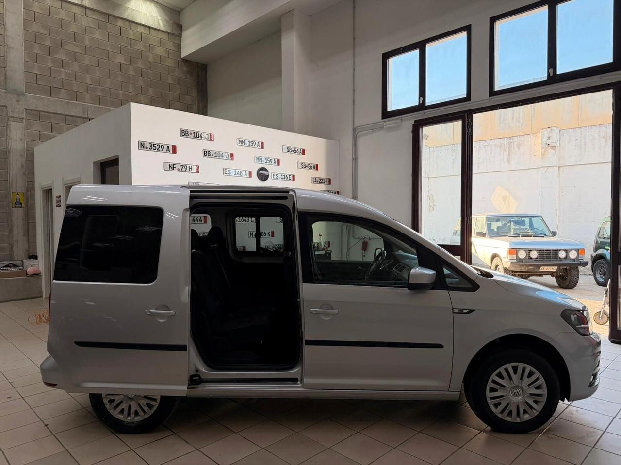 Volkswagen Caddy 2.0 TDI 102 CV - TRASPORTO DISABILI