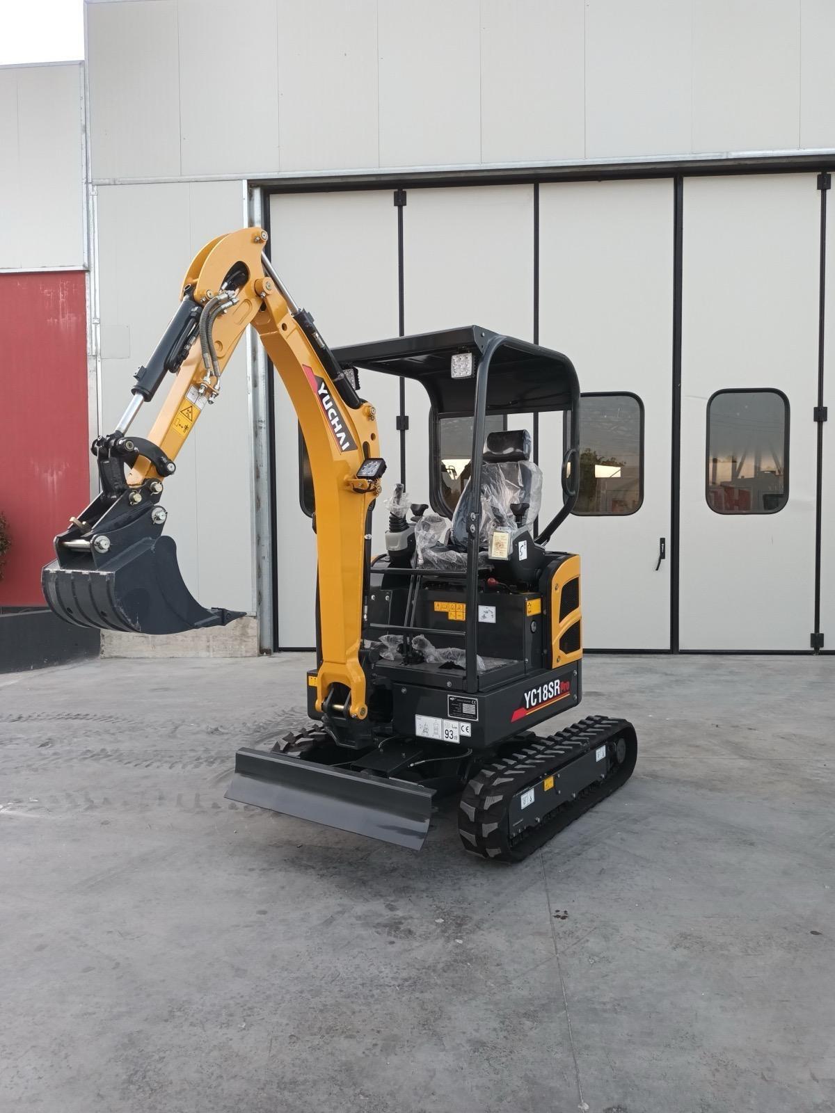 Miniescavatore Yuchai YC18 nuovo