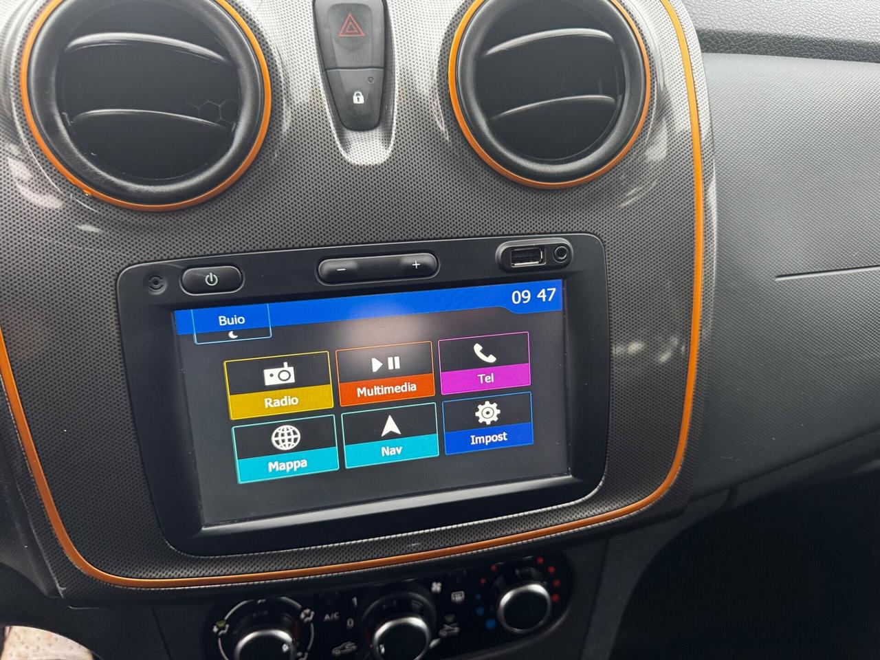 Dacia Sandero 1.5 dCi 90CV neopatentati