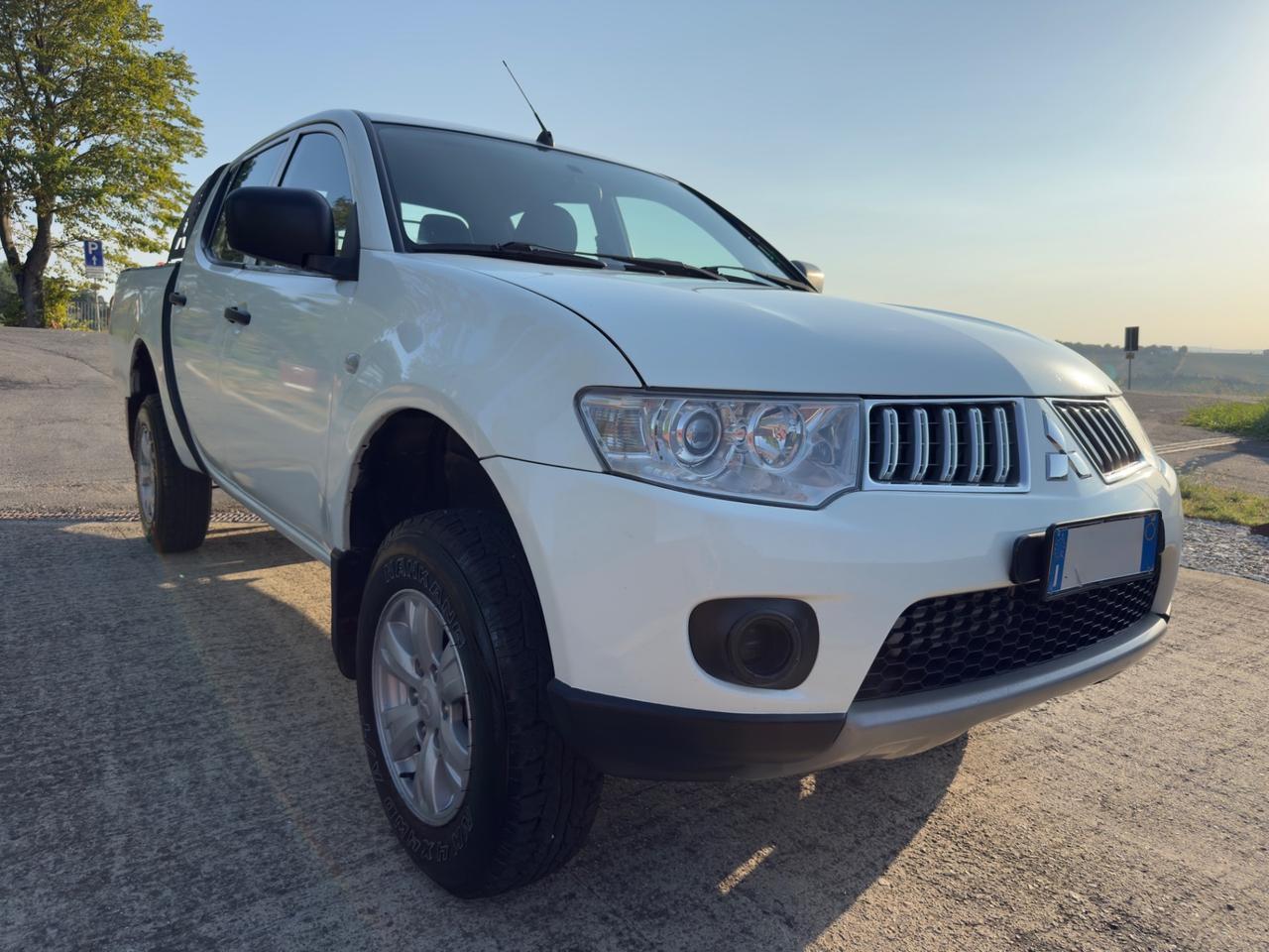 Mitsubishi L200 2.5 DI-D/136CV Double Cab Intense
