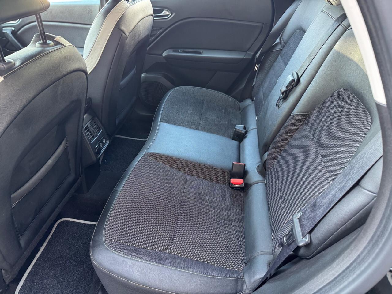 Renault Captur TCe 100 CV Intens