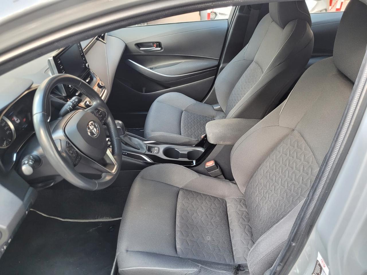 Toyota Corolla SW Hybrid Business NO OBBL. FINANZ.