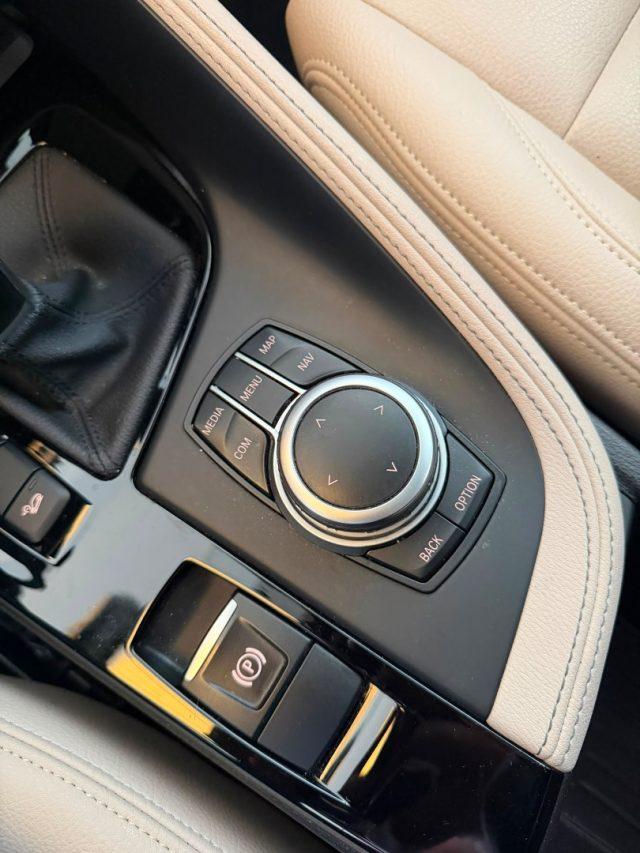BMW X1 xDrive18d xLine //HEAD UP//LED//PELLE//