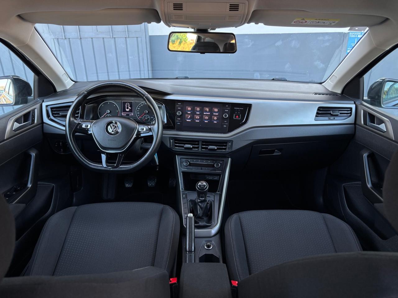 Volkswagen Polo 1.6 TDI. Garanzia. Neopatentati
