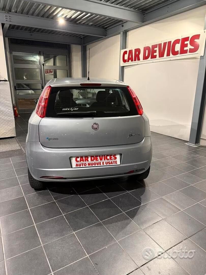 Fiat Grande Punto 1.4 5 porte - METANO - NEOPATENTAITI