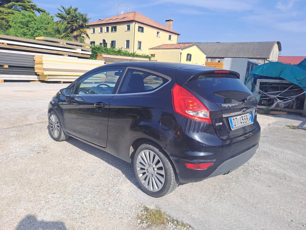 Ford Fiesta 1.4 TDCi 68CV 3 porte Titanium -2009