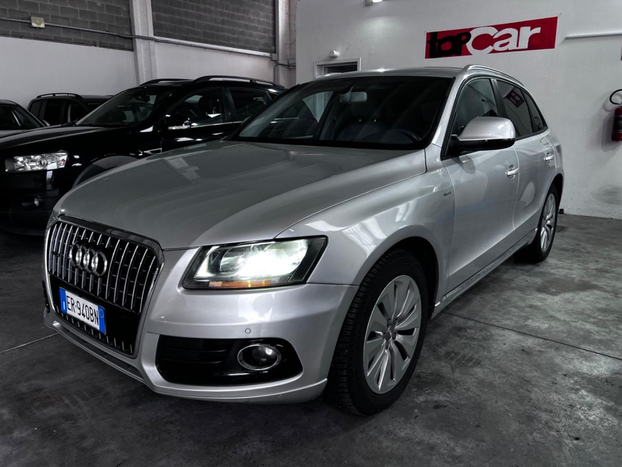 Audi Q5 2.0 TFSI hybrid quattro tiptronic Business