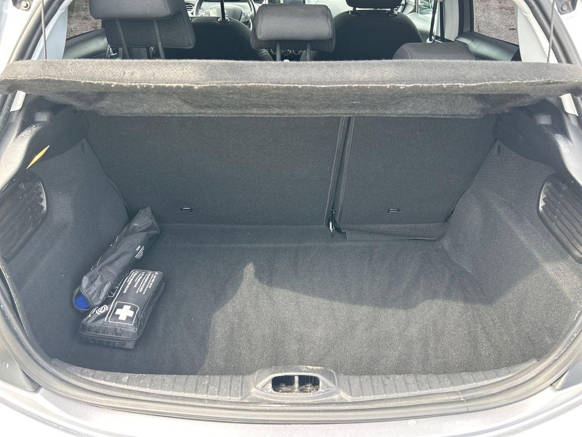 PEUGEOT 208 I 2015 - 208 5p 1.2 puretech Allure s&s 82cv neopatentat