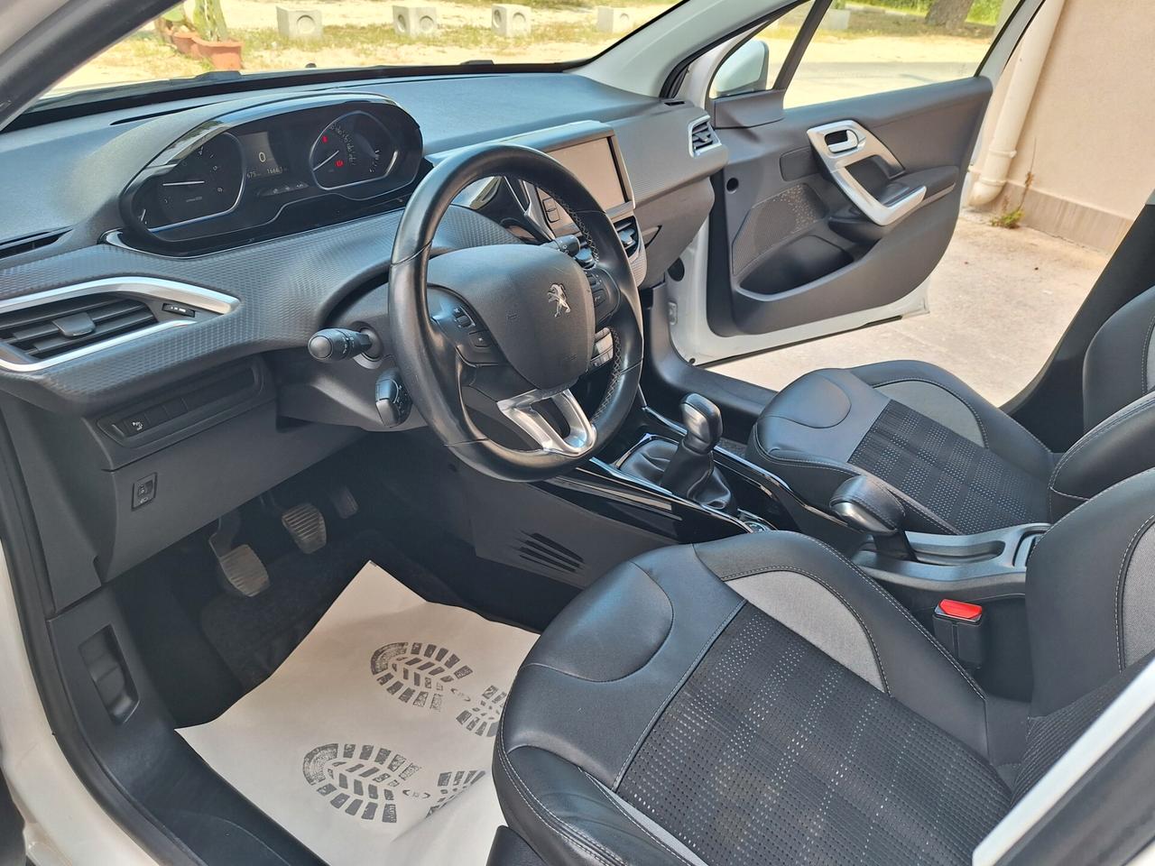 Peugeot 2008 1.6 HDi 100 cv Allure PERFETTA 2017