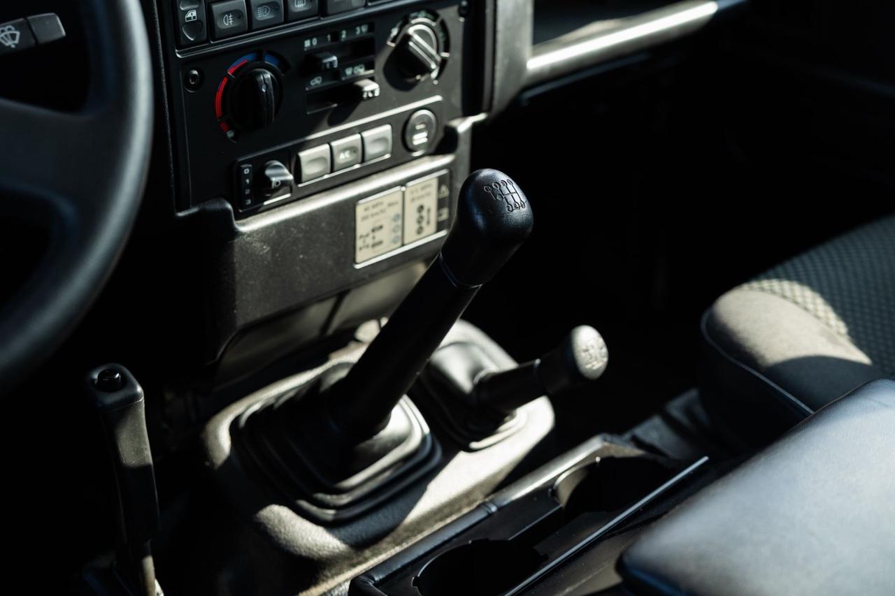 Land Rover Defender 110 2.2 TD4 Station Wagon E N1