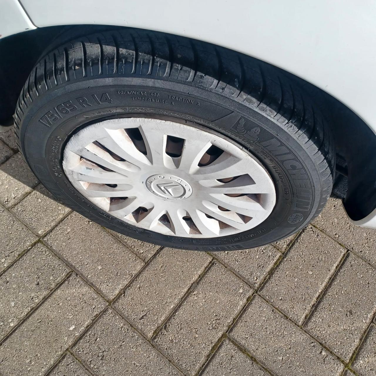 ECONOMICA C3 1..1 BENZINA/GPL DI FABBRICA