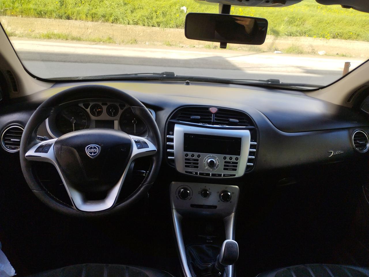 Lancia Delta 1.6 MJT DPF Argento