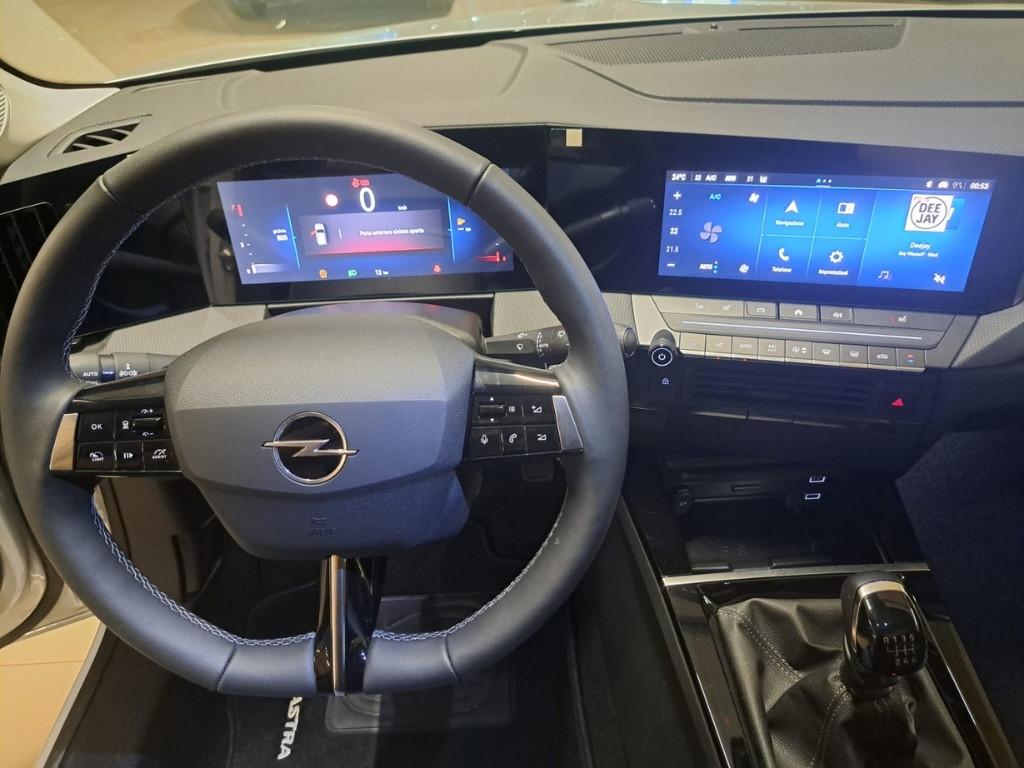 OPEL Astra 5P Business El