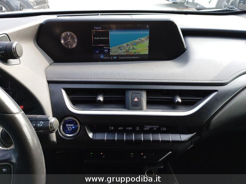 Lexus UX 2019 250h 2.0 Midnight 4wd cvt