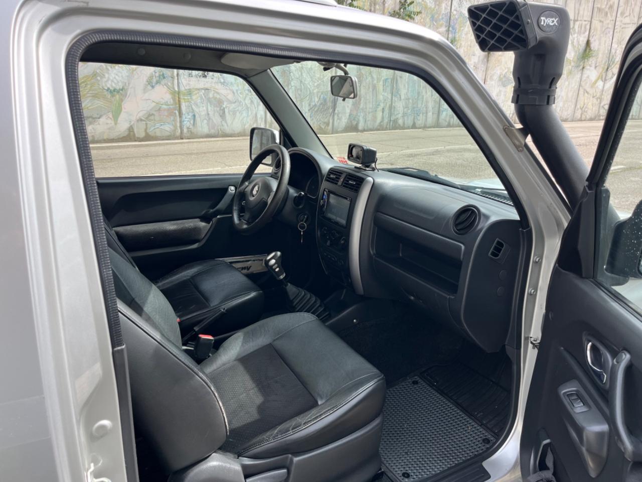 Suzuki Jimny 1.5 DDiS cat 4WD JLX Più