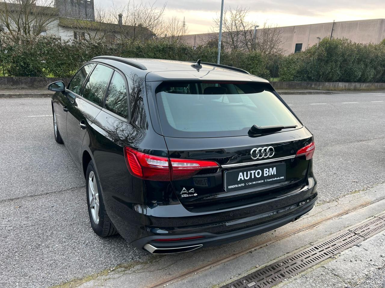 Audi A4 Avant 35 TDI S tronic Business