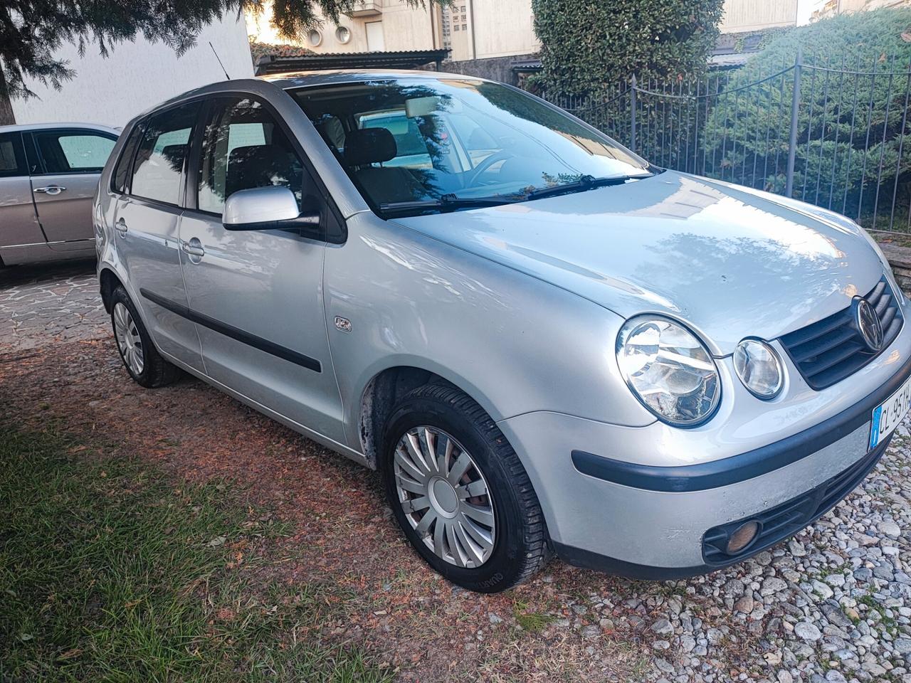 Volkswagen Polo 1.4 Benz euro 4 5porte neopatentati