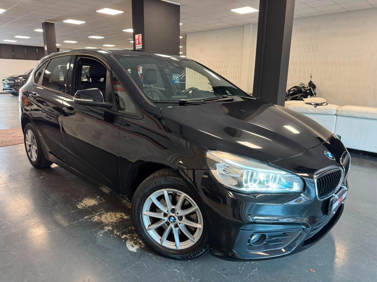 Bmw 2er Active Tourer 218d Luxury