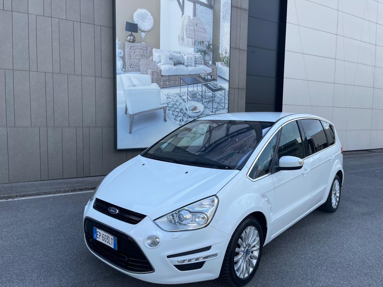 Ford S-Max 2.0 TDCi 163CV Powershift New Titanium